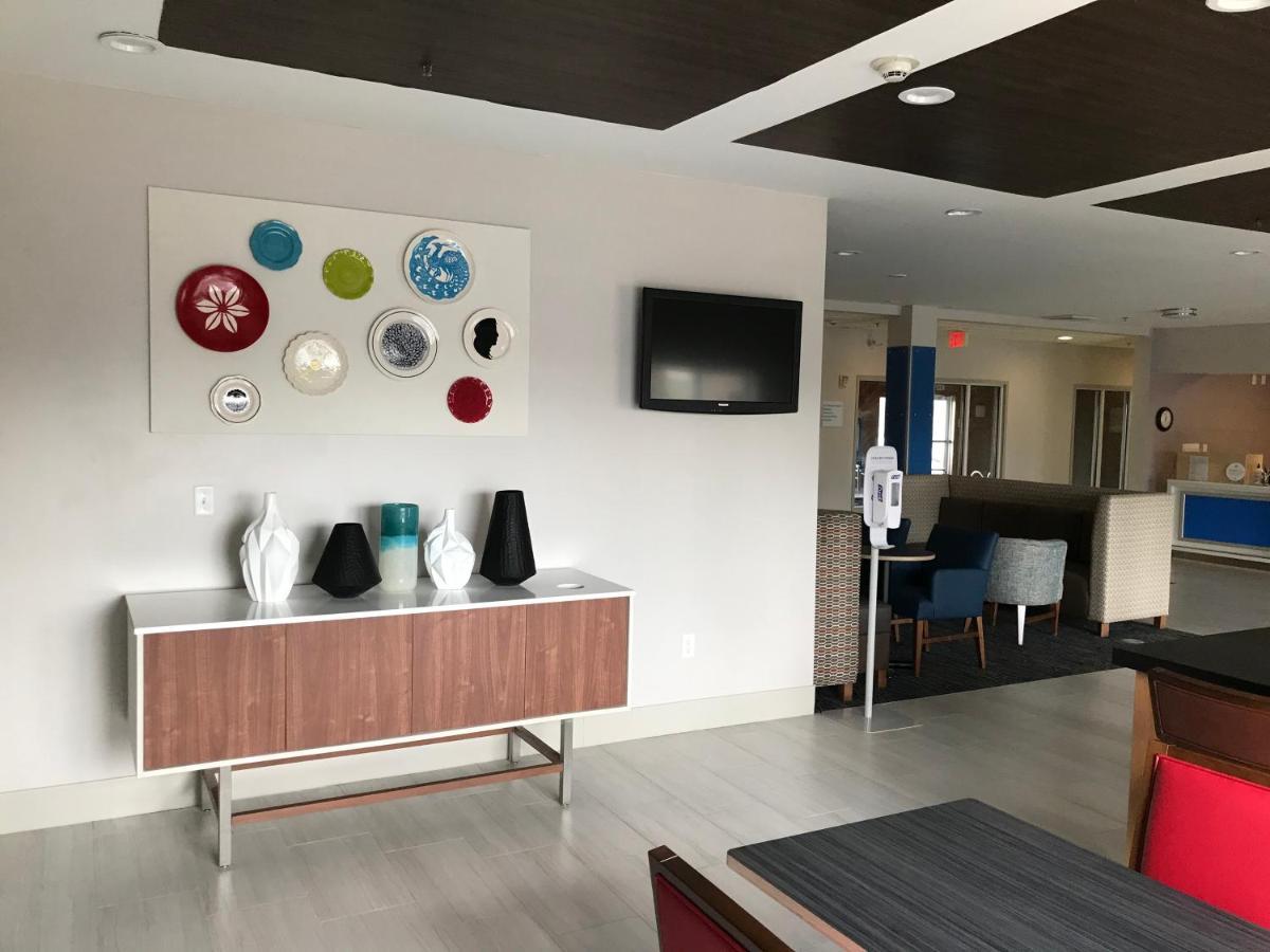 Holiday Inn Express - Toledo West - Napoleon By Ihg Exterior photo
