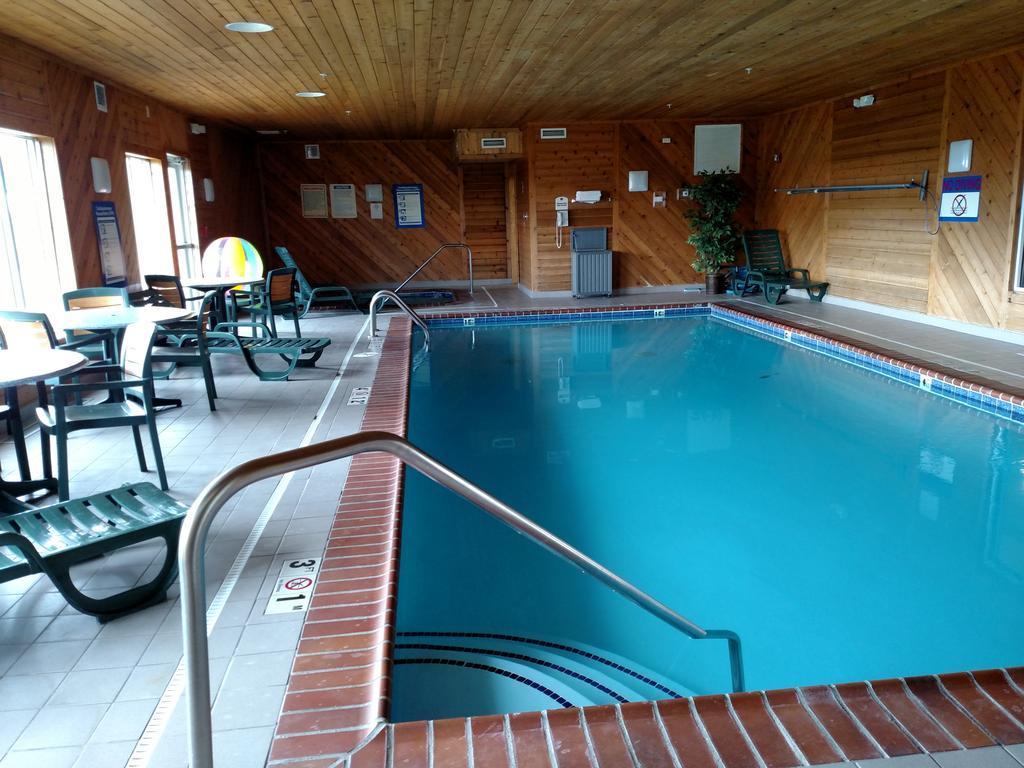 Holiday Inn Express - Toledo West - Napoleon By Ihg Exterior photo