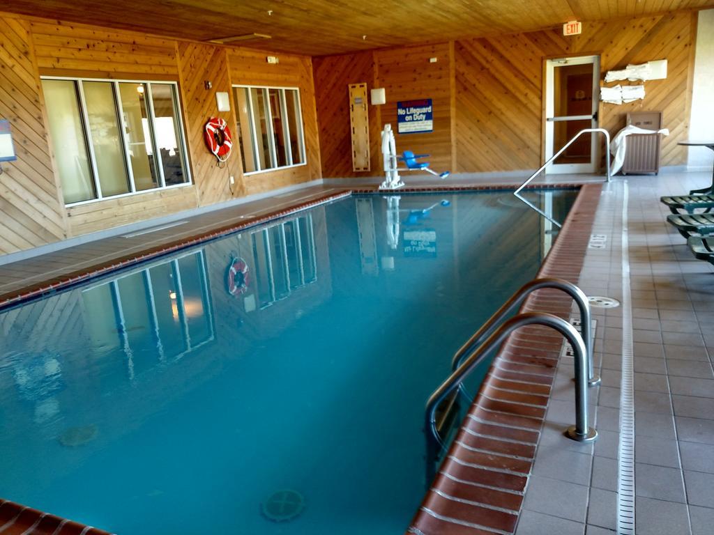 Holiday Inn Express - Toledo West - Napoleon By Ihg Exterior photo
